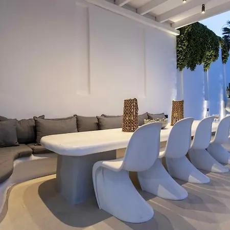 Serenity Psarou Mykonos فيلة *