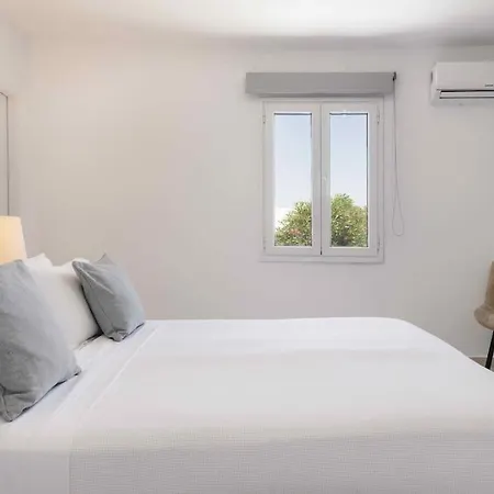 Serenity Psarou Mykonos Псароу