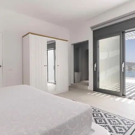 Serenity Psarou Mykonos Вилла Псароу